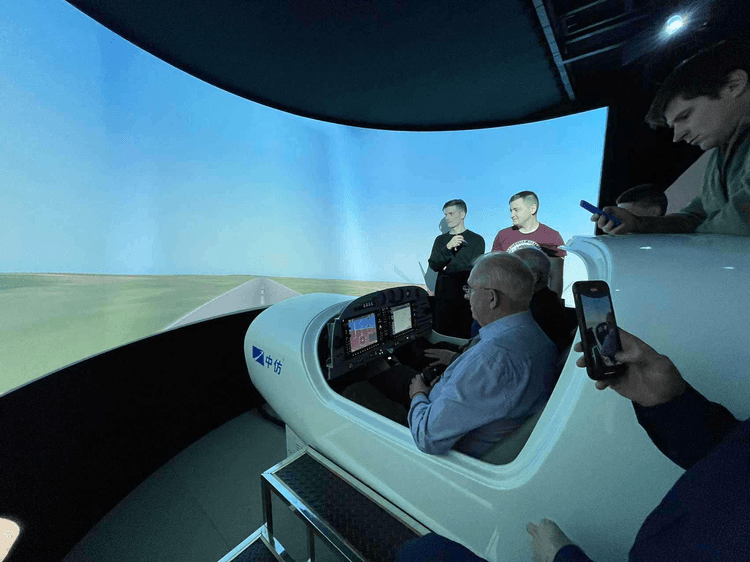 CnTech Flight Simulator Becomes a New Booster for Domestic and Foreign Flight Schools